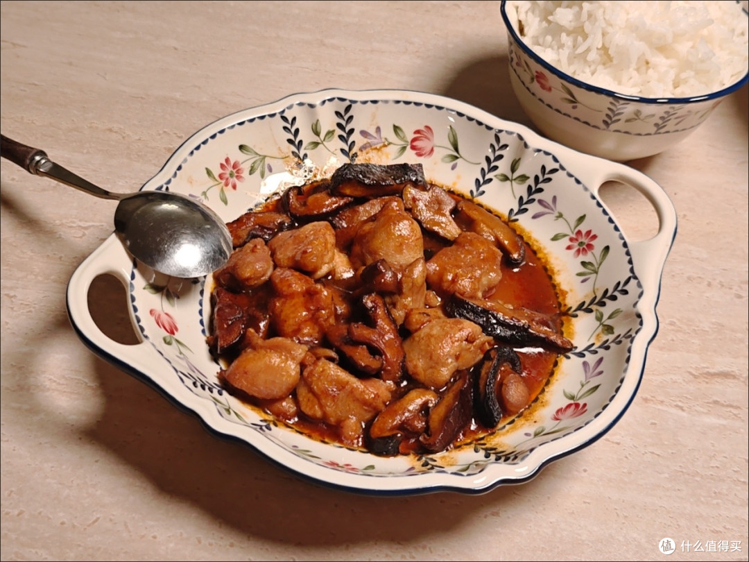 预制菜争议背后:西贝与罗永浩,谁在定义“现做”