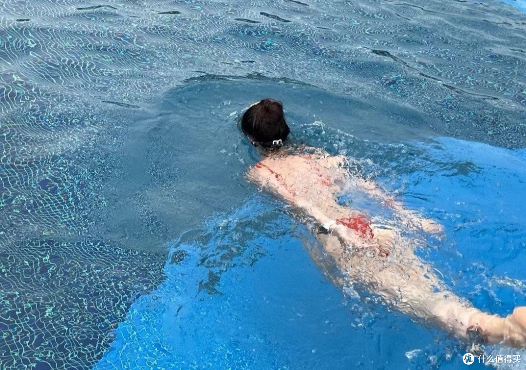 每两日游泳两小时:迈向卓越健康的旅程