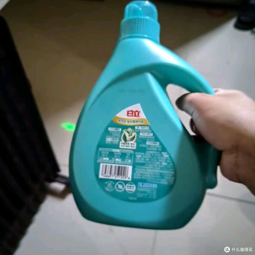 立白天然茶籽洗衣液：以自然之力守护家庭洁净与健康