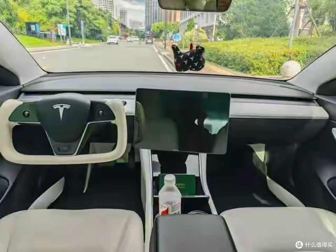 一个老司机的电动车真心话:开Model 3三年,我到底省了多少钱?