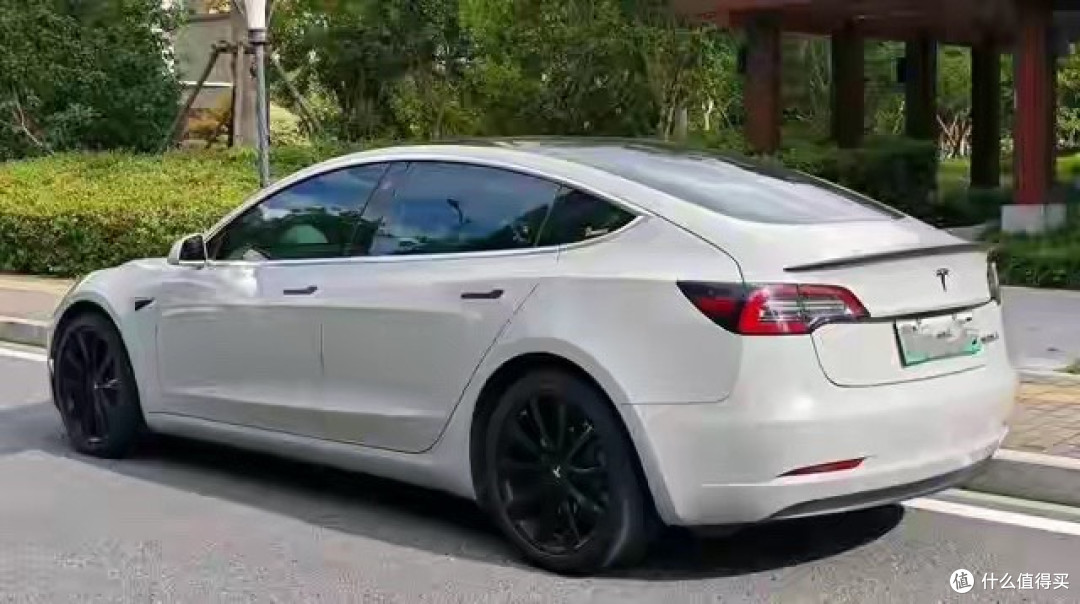 一个老司机的电动车真心话:开Model 3三年,我到底省了多少钱?