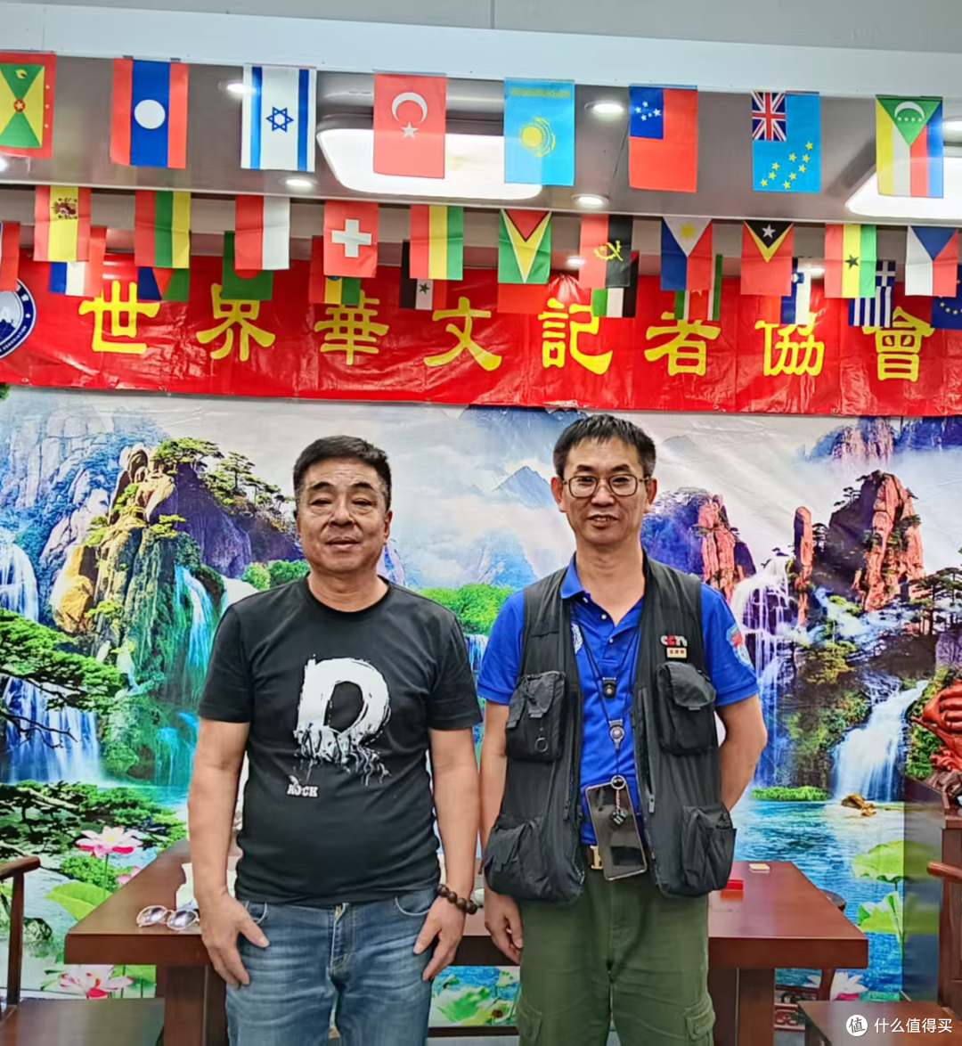共工新闻社副社长王群赴港拜会世界华文记协陈彪主席