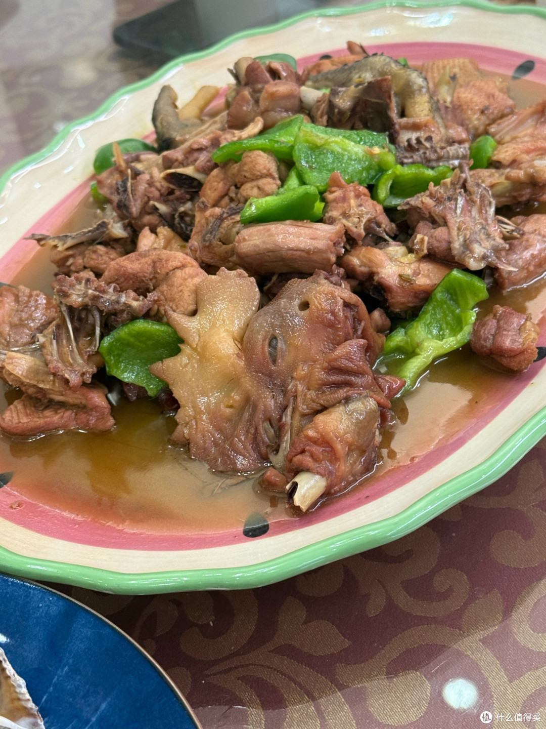 亲戚过来玩，又去吃农家宴啦