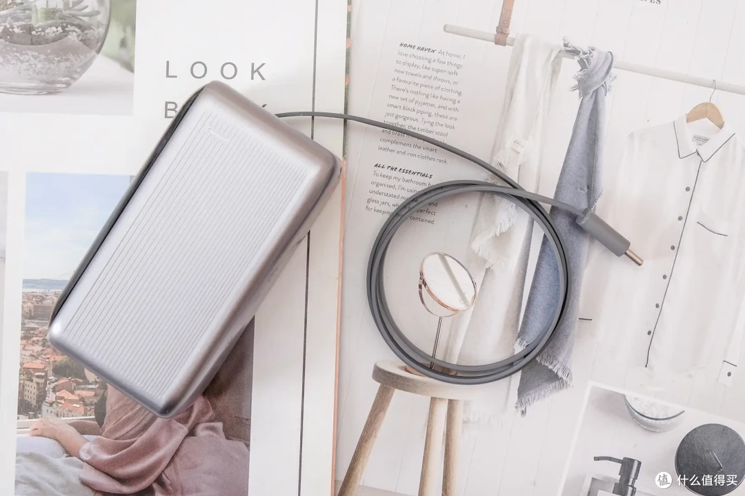 小米生态链出品!米物M310 Pro体验:自带线的45W快充小钢炮