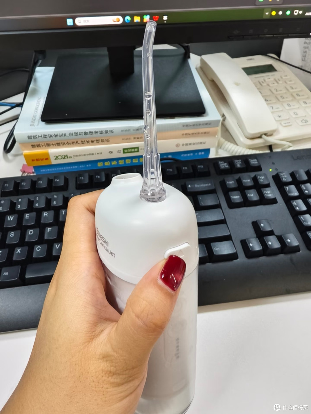 瓷贴面牙龈敏感?这款冲牙器超温和