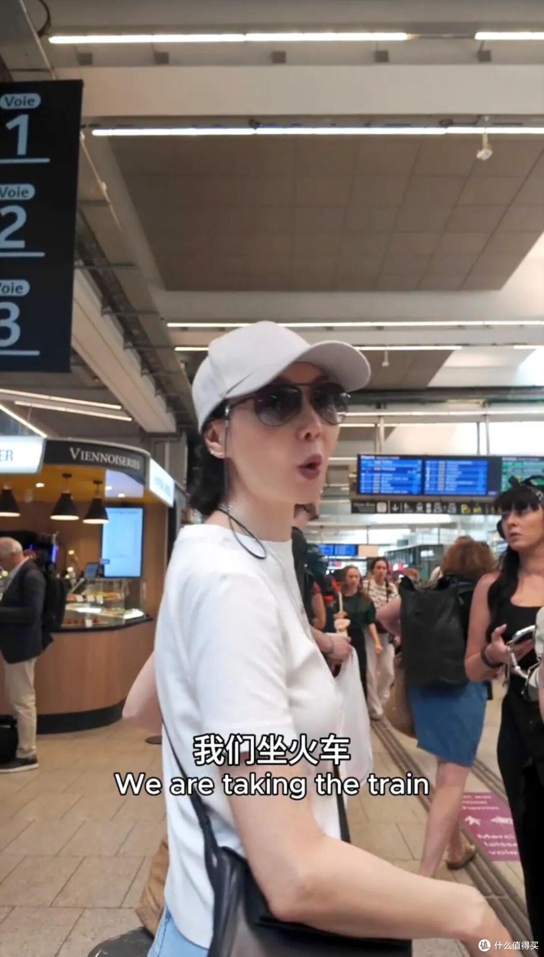 演员张曼玉的院子又火了,仅一鸡舍就圈粉百万,一看就不是摆拍!