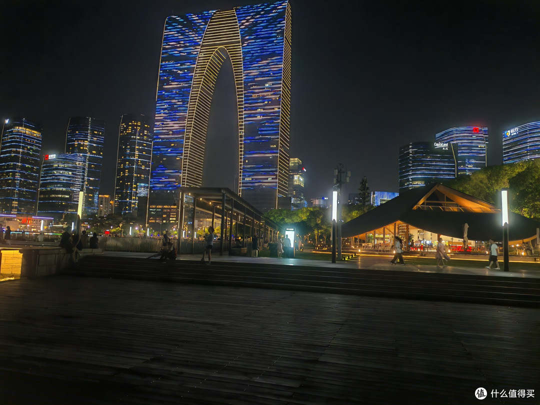 金鸡湖