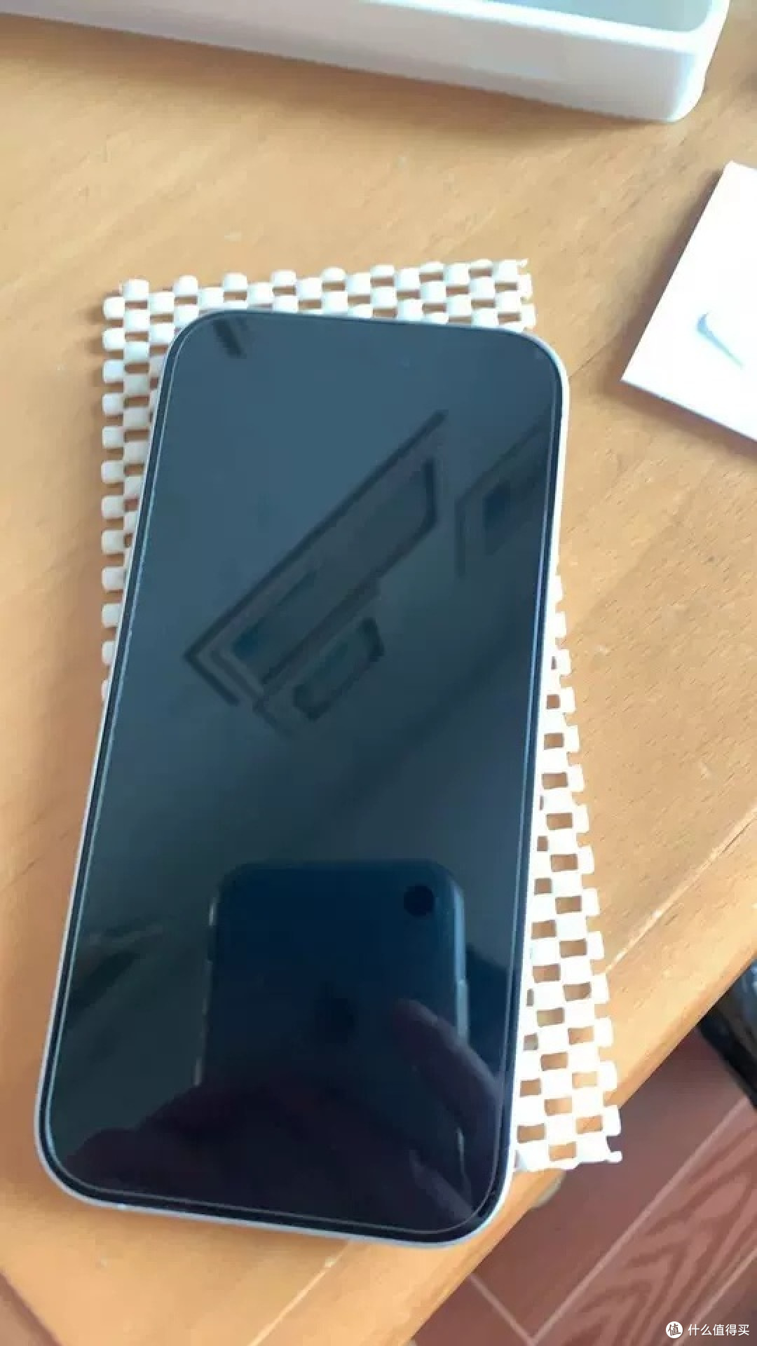 iPhone 16钉子户：性能与设计兼备