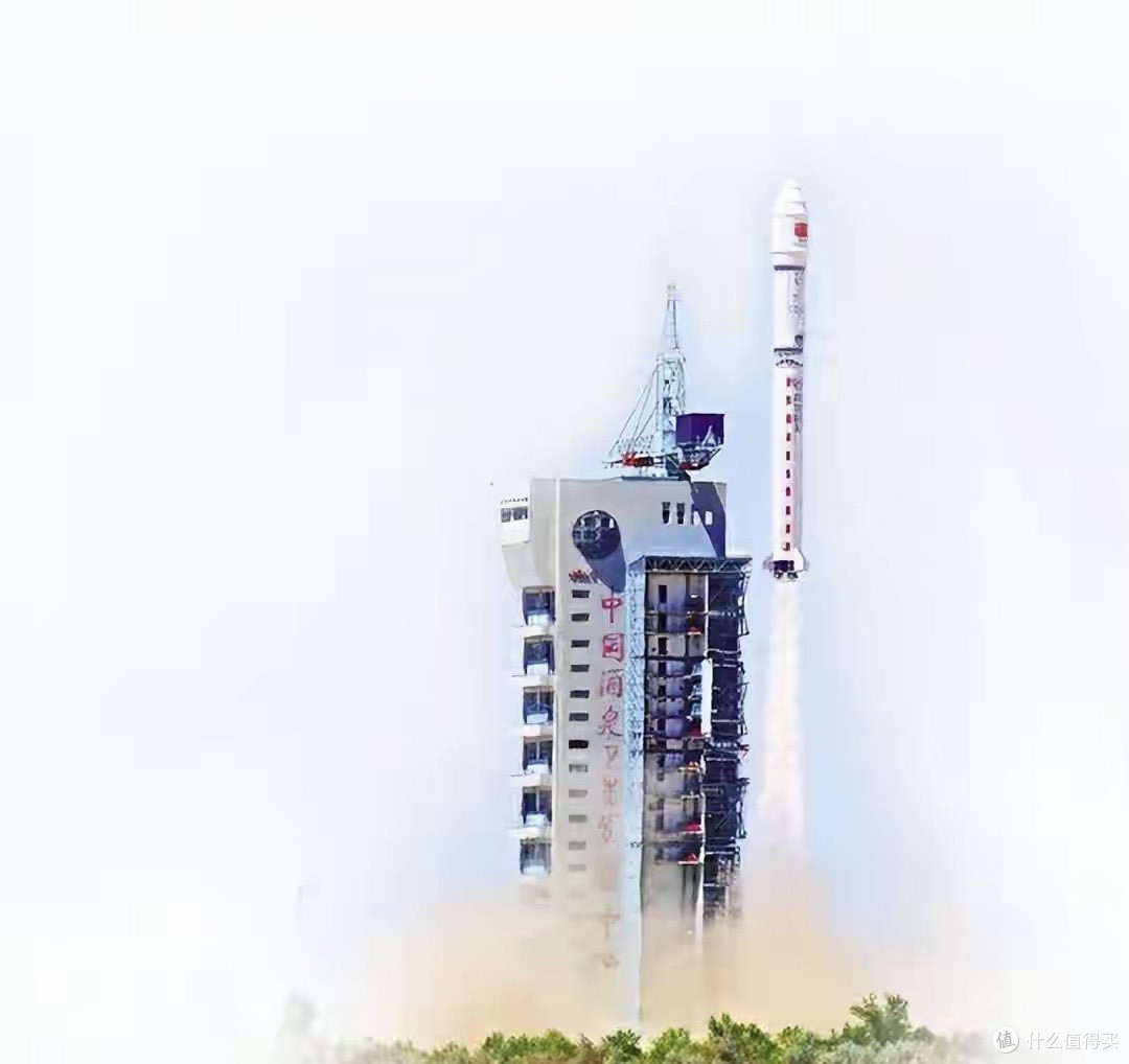 中美AI基建差7倍!中国送12星上天算,抢太空算力赛道