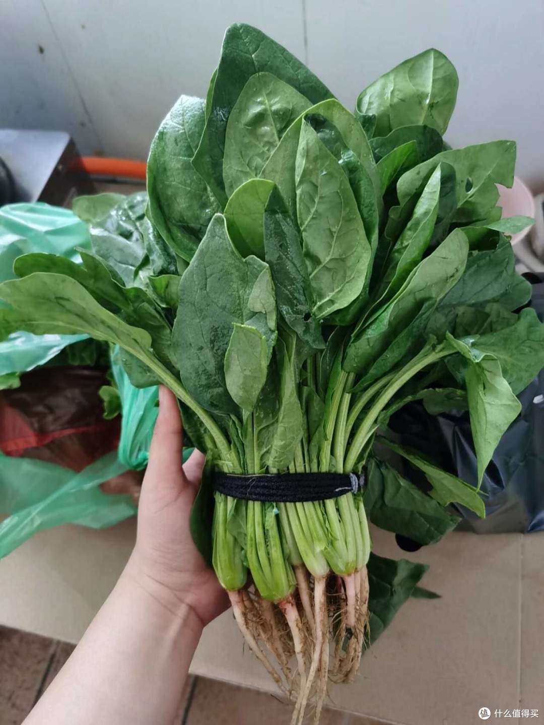 钱难赚,捂紧钱袋子,这“5样东西”不要再买了,妥妥的智商税!