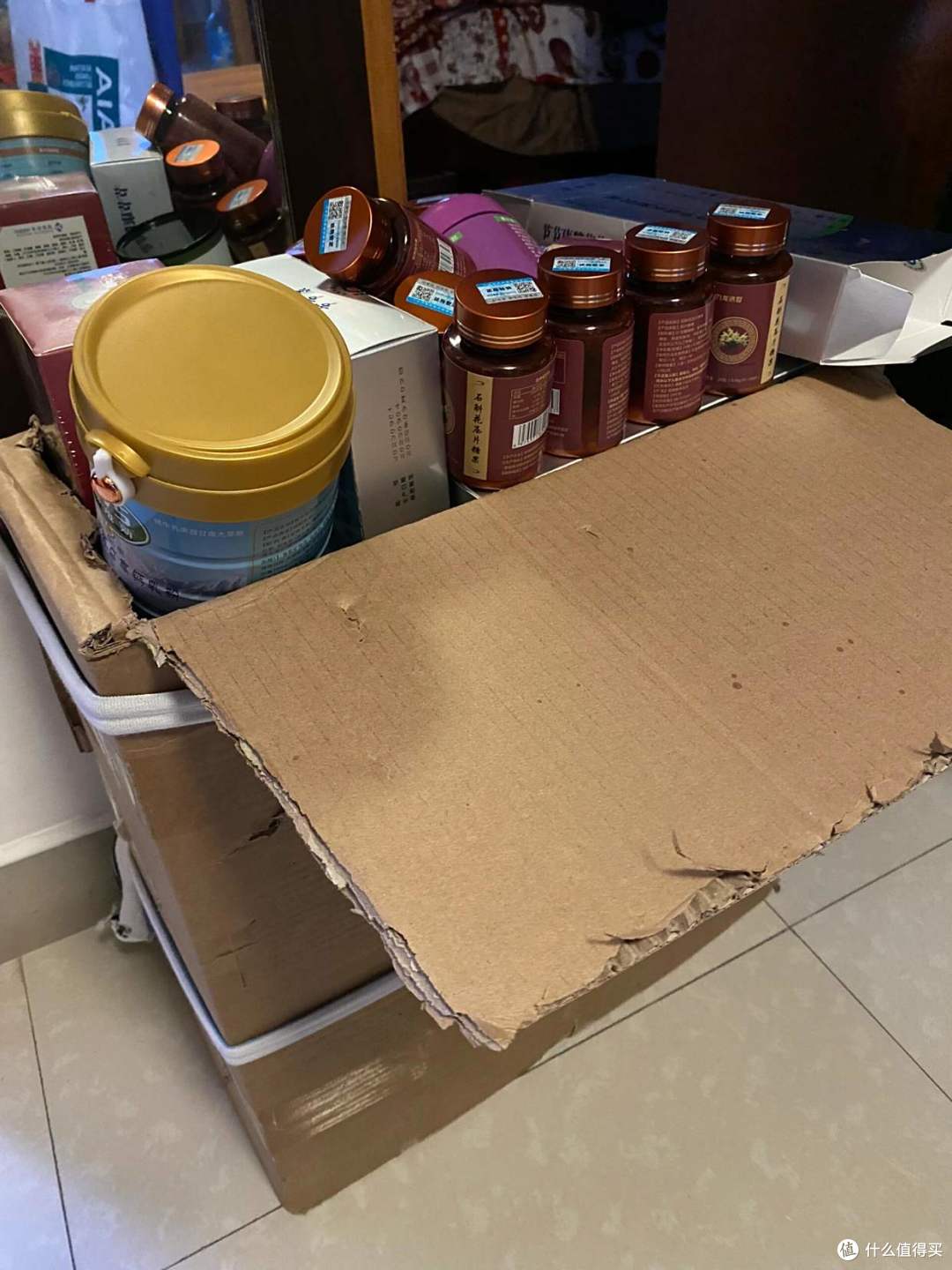 钱难赚,捂紧钱袋子,这“5样东西”不要再买了,妥妥的智商税!