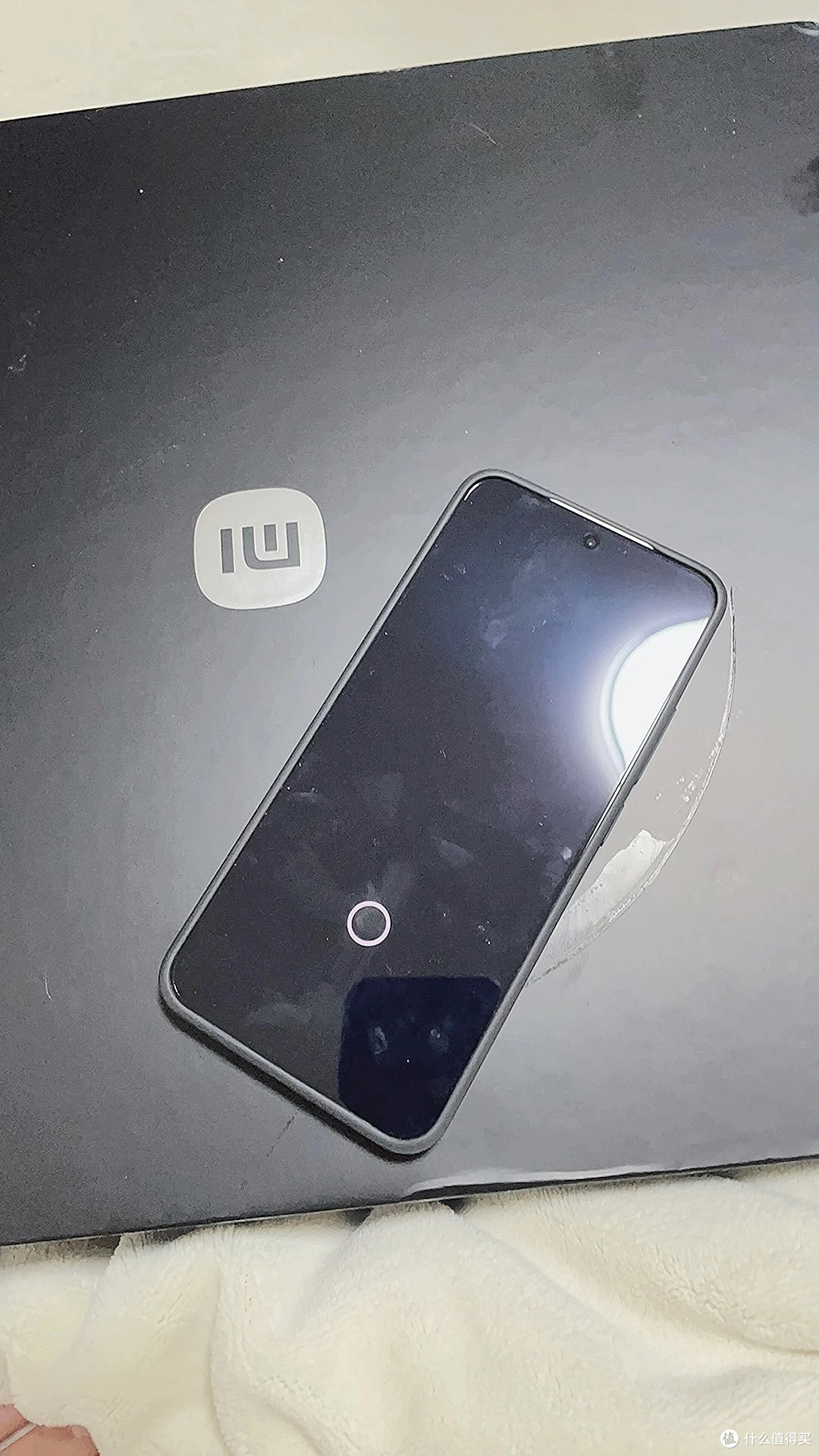 小米17跳过16对标iPhone，能否成功突围？
