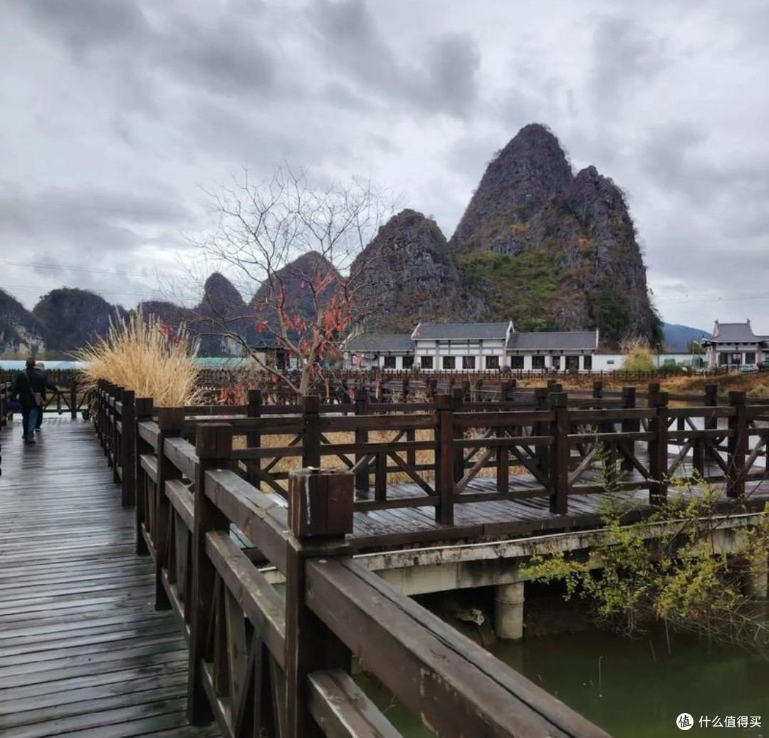 贺州侏罗纪地质奇旅:玉石林探秘与十八水瀑布徒步微记
