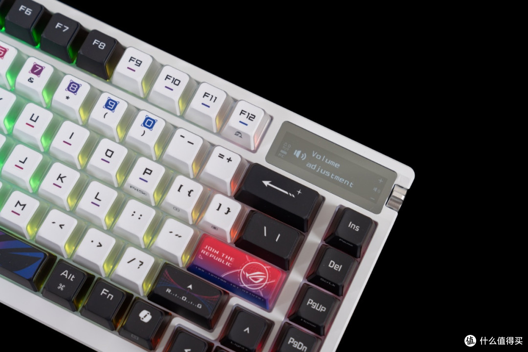 精准与沉浸并存:ROG 夜魔 X 75% 客制化电竞键盘深度评测