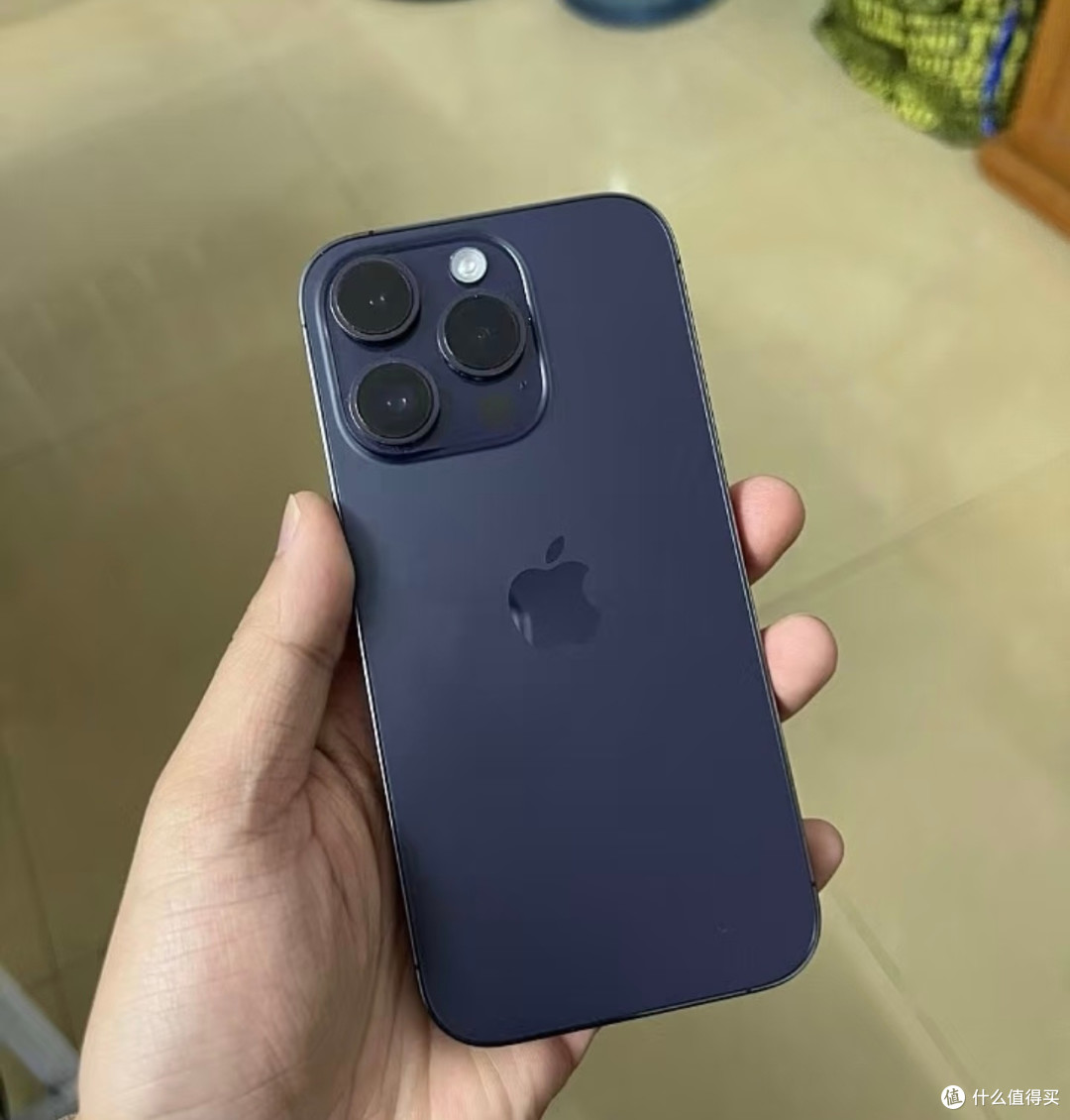 苹果14 Pro:科技与现实的碰撞