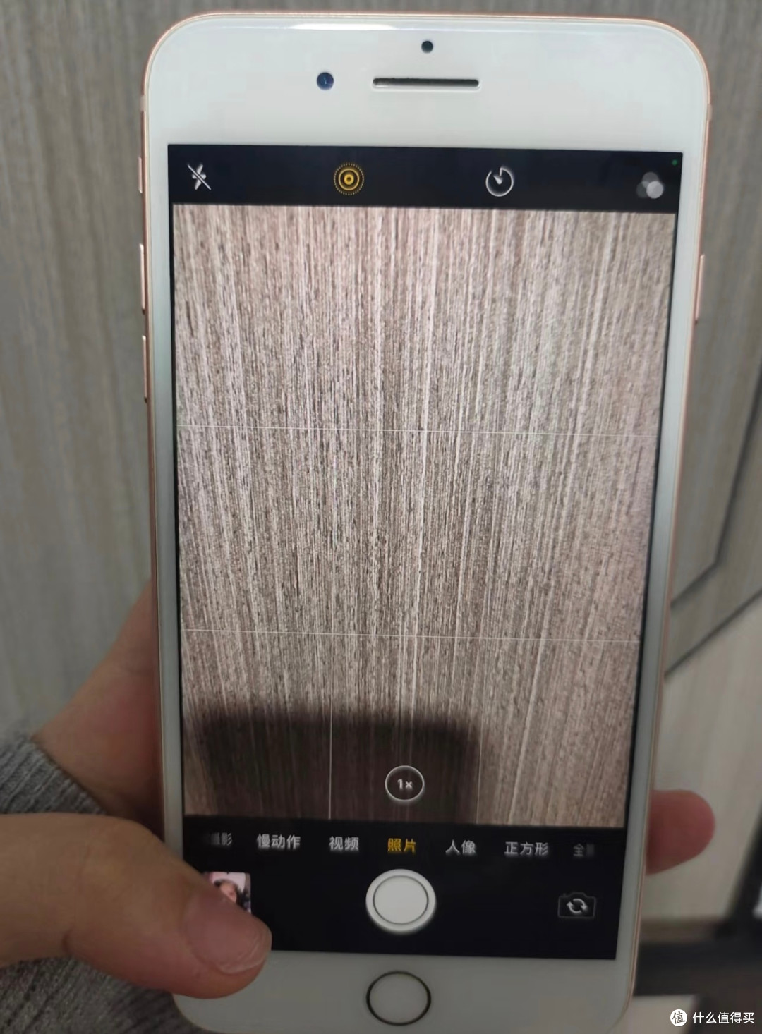 iPhone 8 Plus:触屏时代的化石图腾