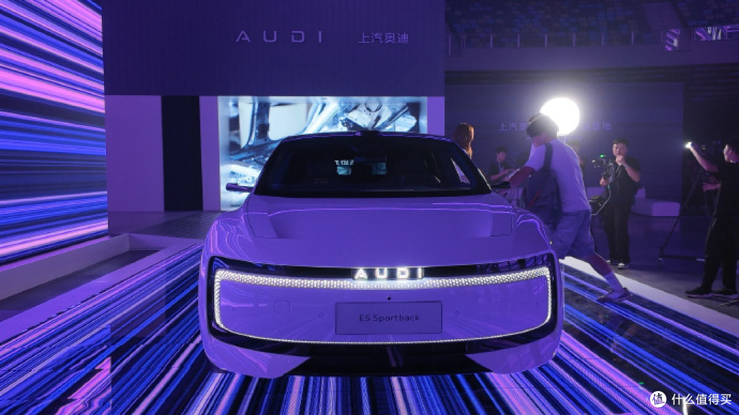 奥迪 E5 Sportback 正式上市，发力豪华电动市场