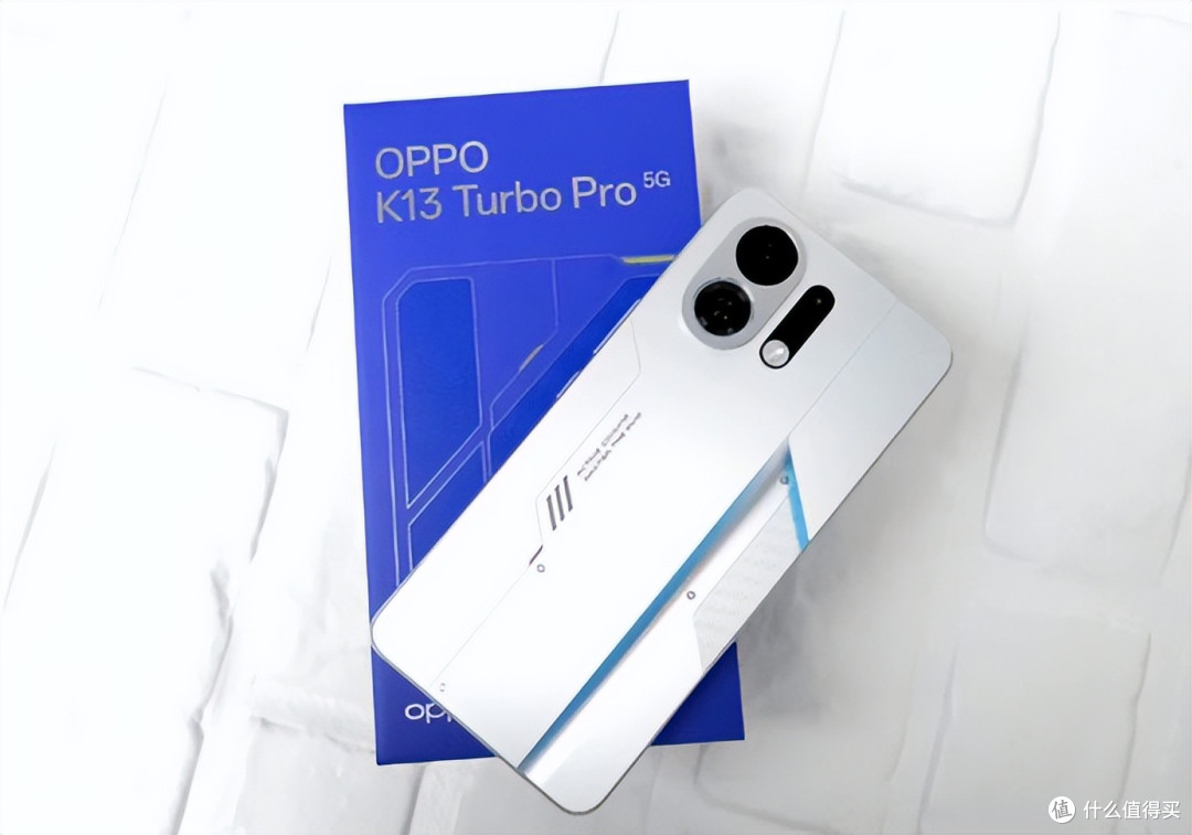中端机“破局者”来了!OPPO K13 Turbo:天玑8450芯+5500mAh