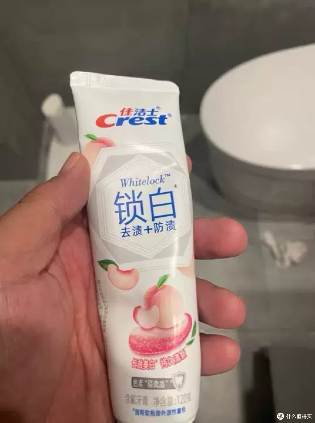佳洁士锁白牙膏：清洁护齿新选择