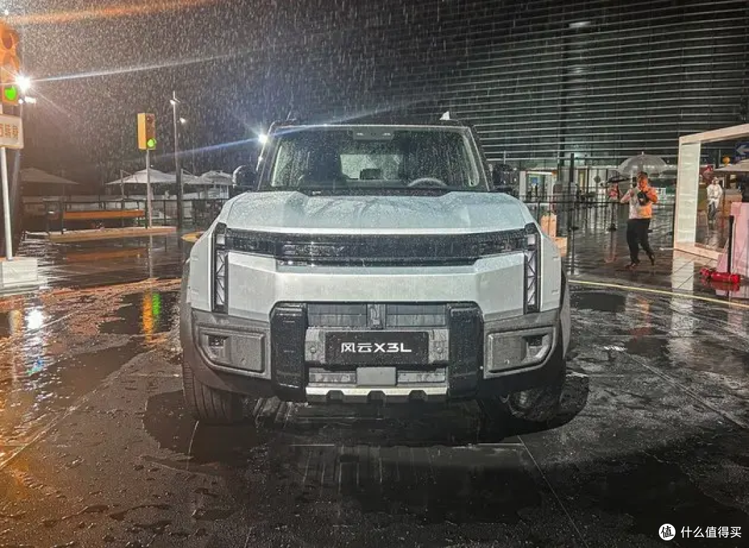 干掉钛3?10.99万-14.99万元,奇瑞风云X3L“方盒子”增程SUV上市