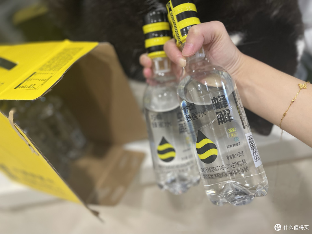 是什么创意柠檬蜂蜜水,让我家猫主子都惊呆了?!