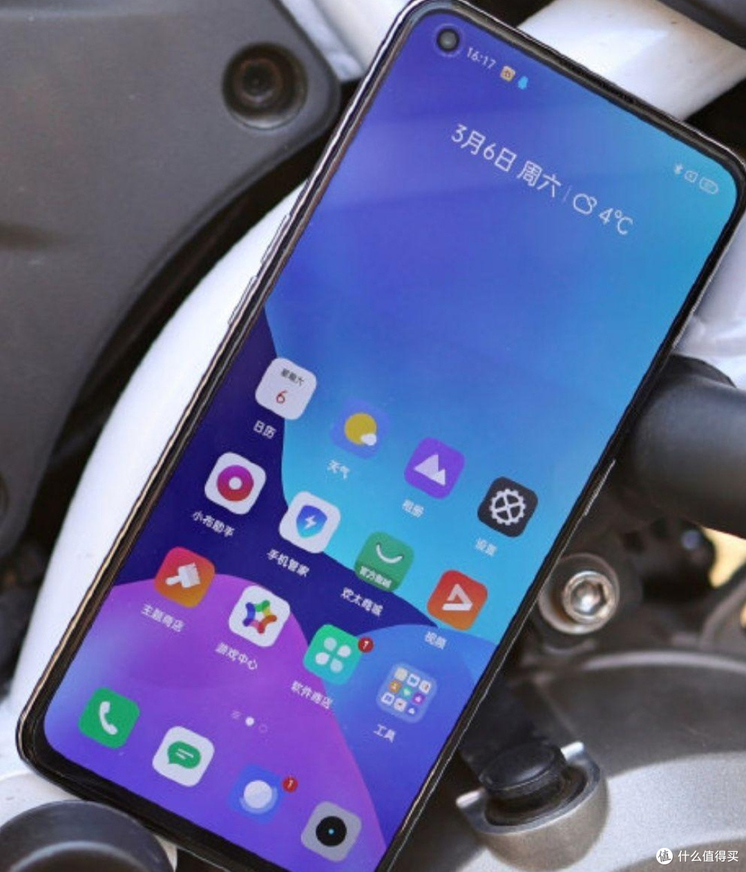 小米17：生态互联与高端转型