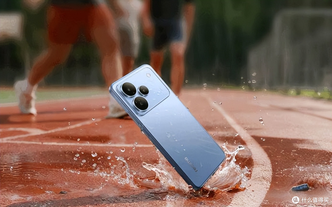 Realme新机“掀桌子”,7000mAh长续航+ IP69防水,亲民价1199元