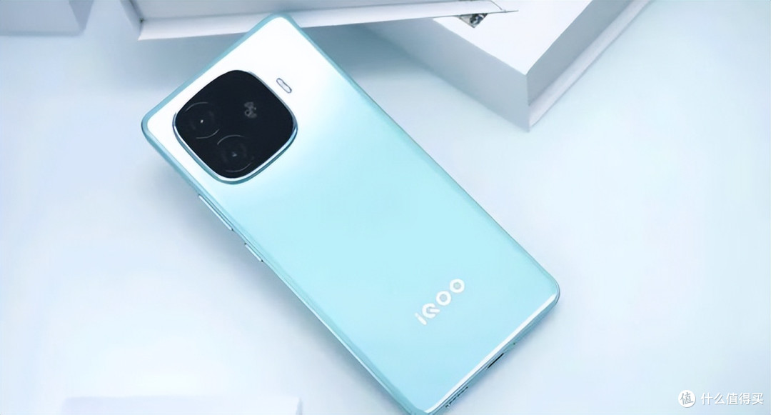 千元机“价格屠夫”!iQOO Z9跌至1169元:6000mAh长续航+骁龙7芯