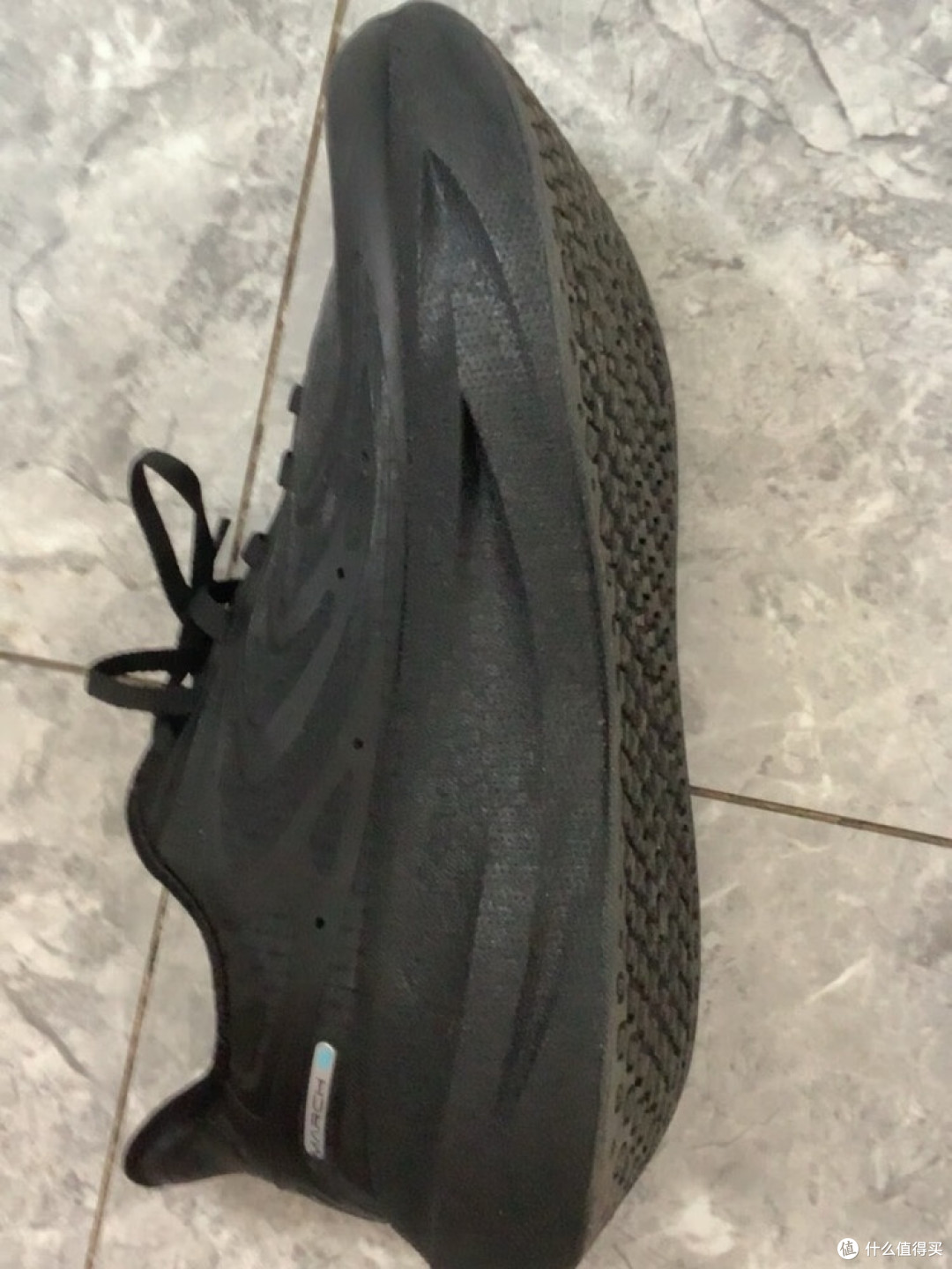 必迈跑鞋:低调中的专业守护
