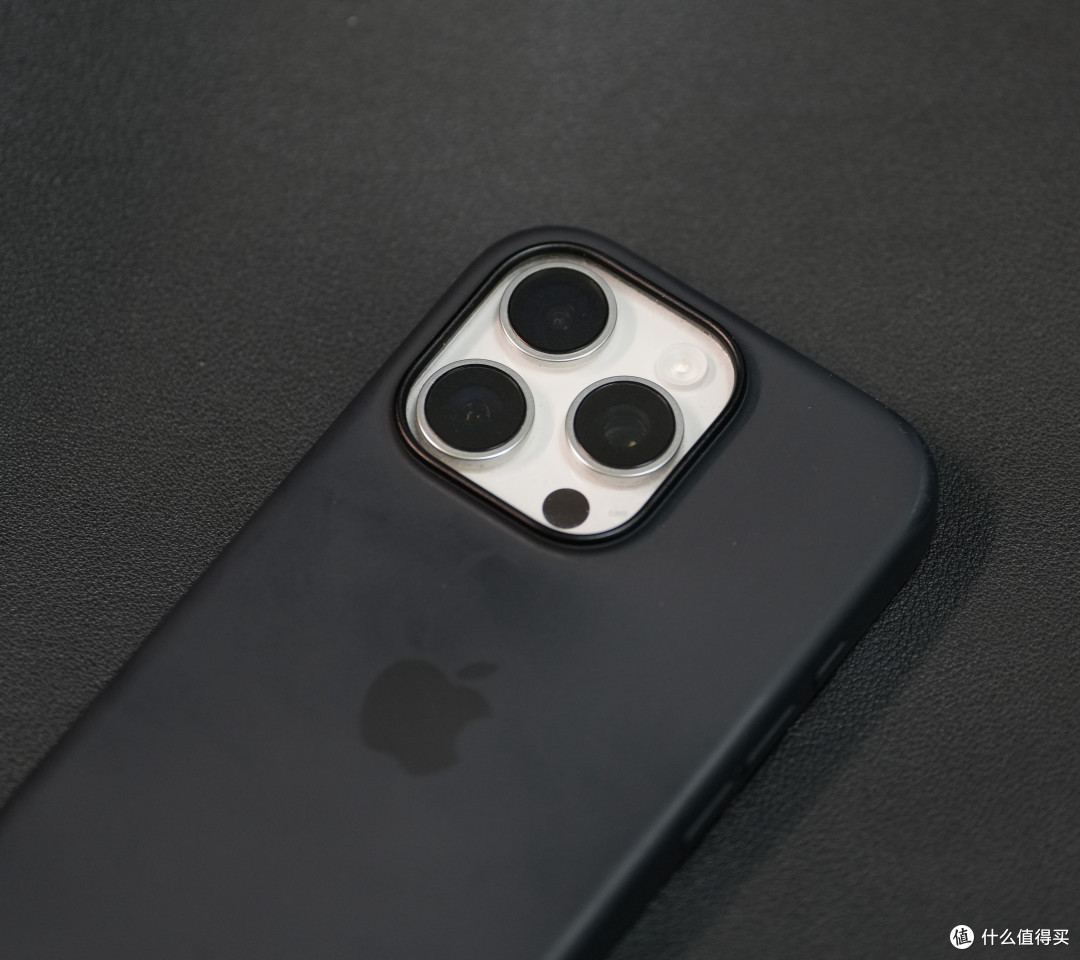 iPhone17真香!我却买了丐版16P——iPhone16pro与刚需周边体验谈
