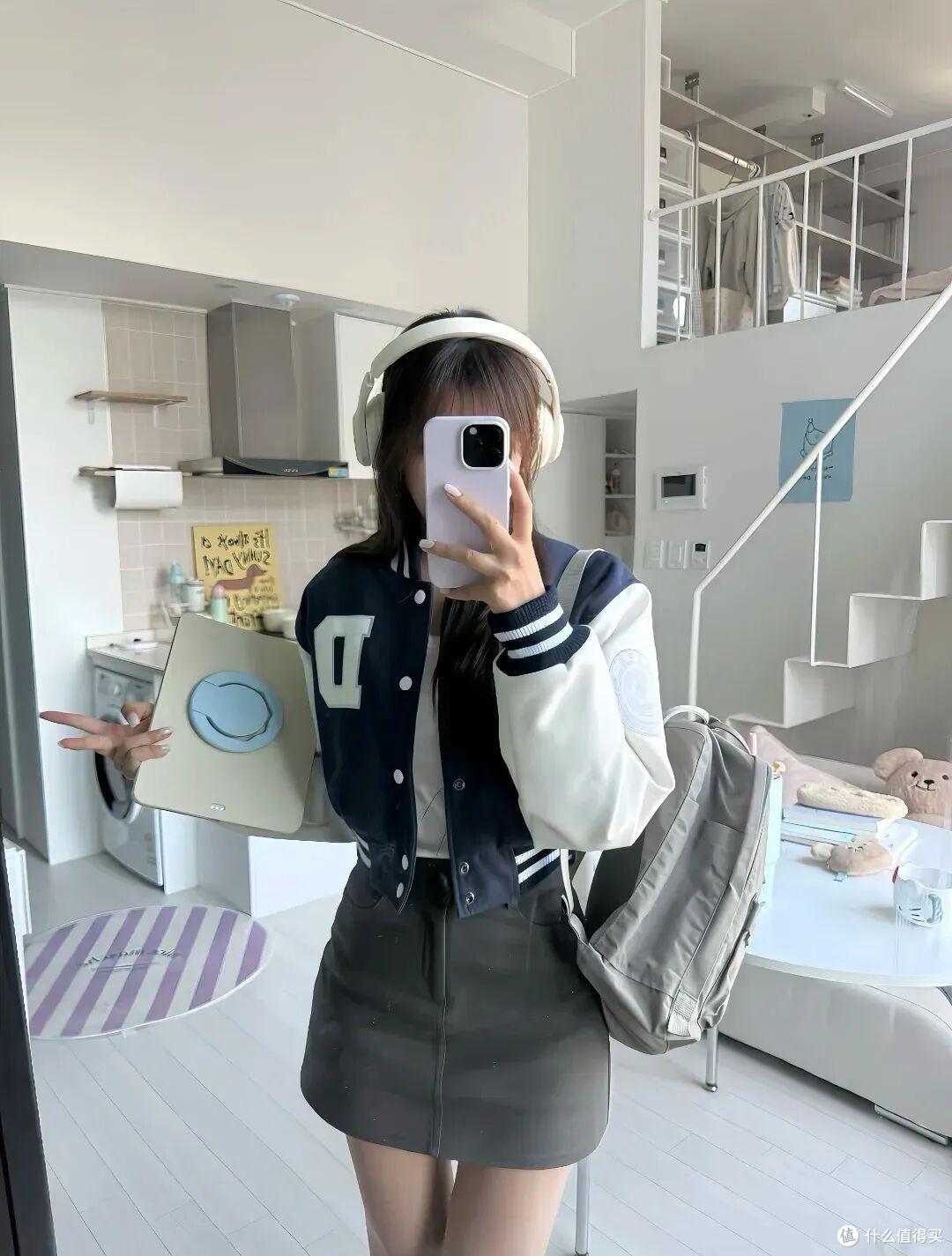 头一次看到香港的房子，21㎡竟有3室2厅，白茫茫一片，真的不压抑