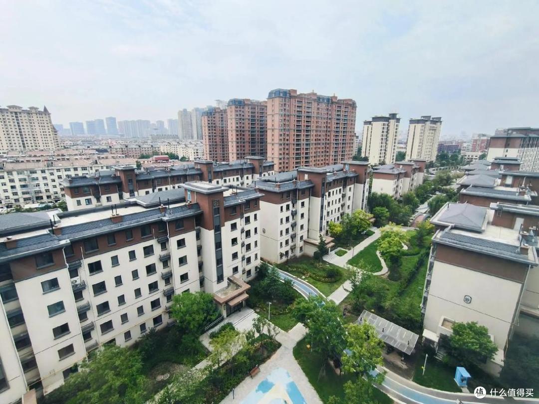 10年后,这3类房子可能将“一文不值”,内行人都在悄悄降价出售