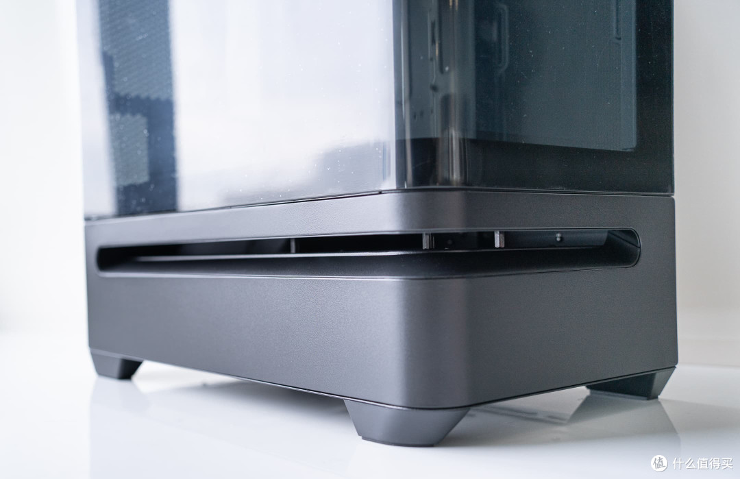 悬浮光效×LCD智显屏:天选360水冷+灵光岛,桌面极客的梦幻组合