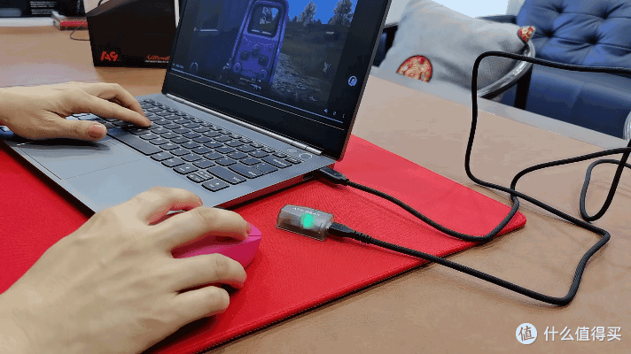 ATK A9大师版:玫红颜值+硬核性能,电竞党的新宠儿