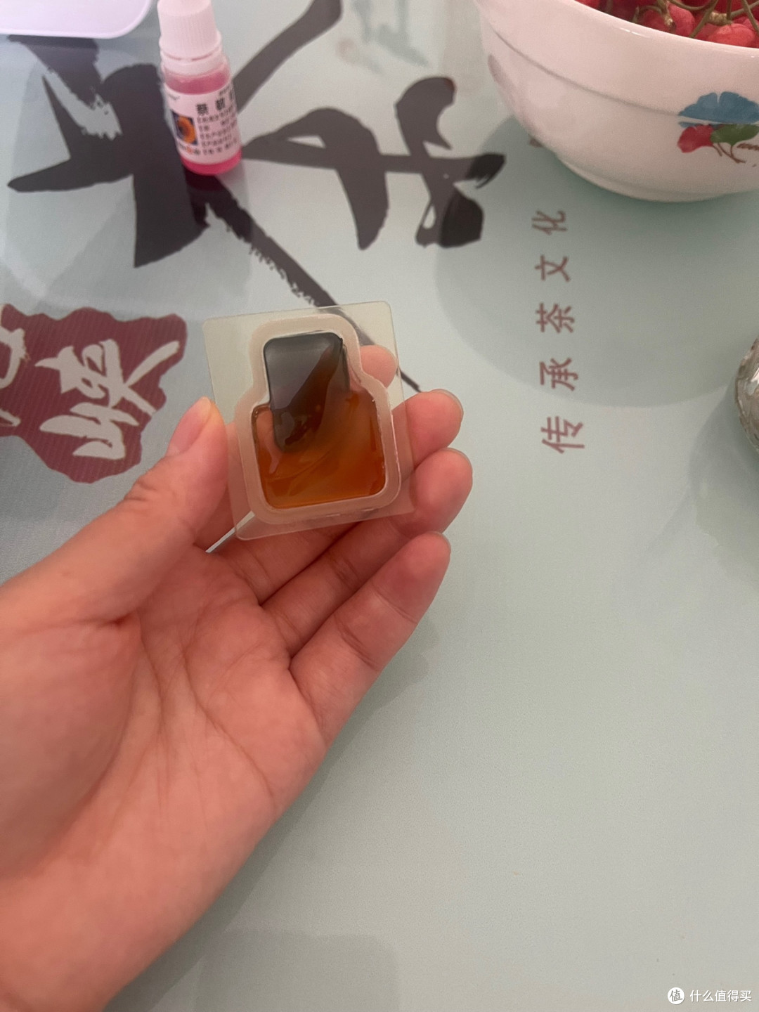 这罐“油蜜面膜”把我熬夜后的烂脸救回来了!