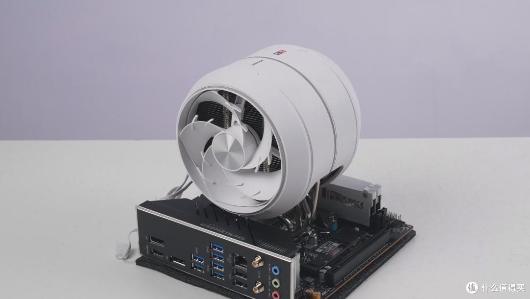 颠覆传统风冷!zalman思民ZET5涡扇散热器:颜值炸场,稳压3A大作