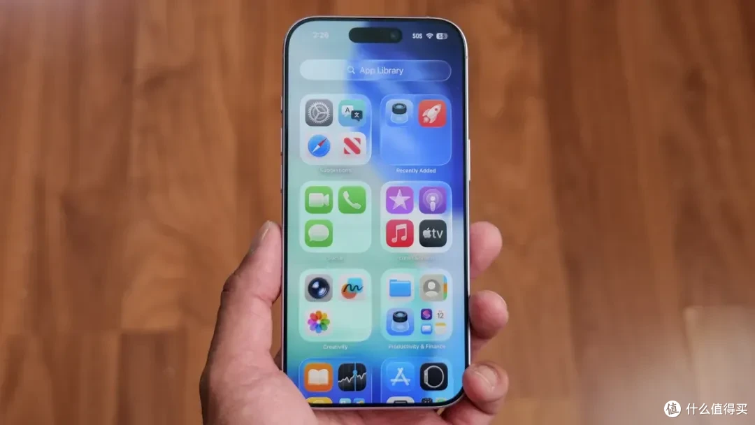 iPhone 17评测:优点让你动心,缺点让你犹豫,值得入手吗?
