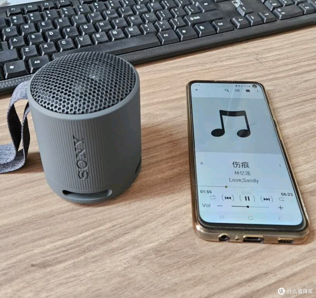 小巧便携的索尼蓝牙音箱评测