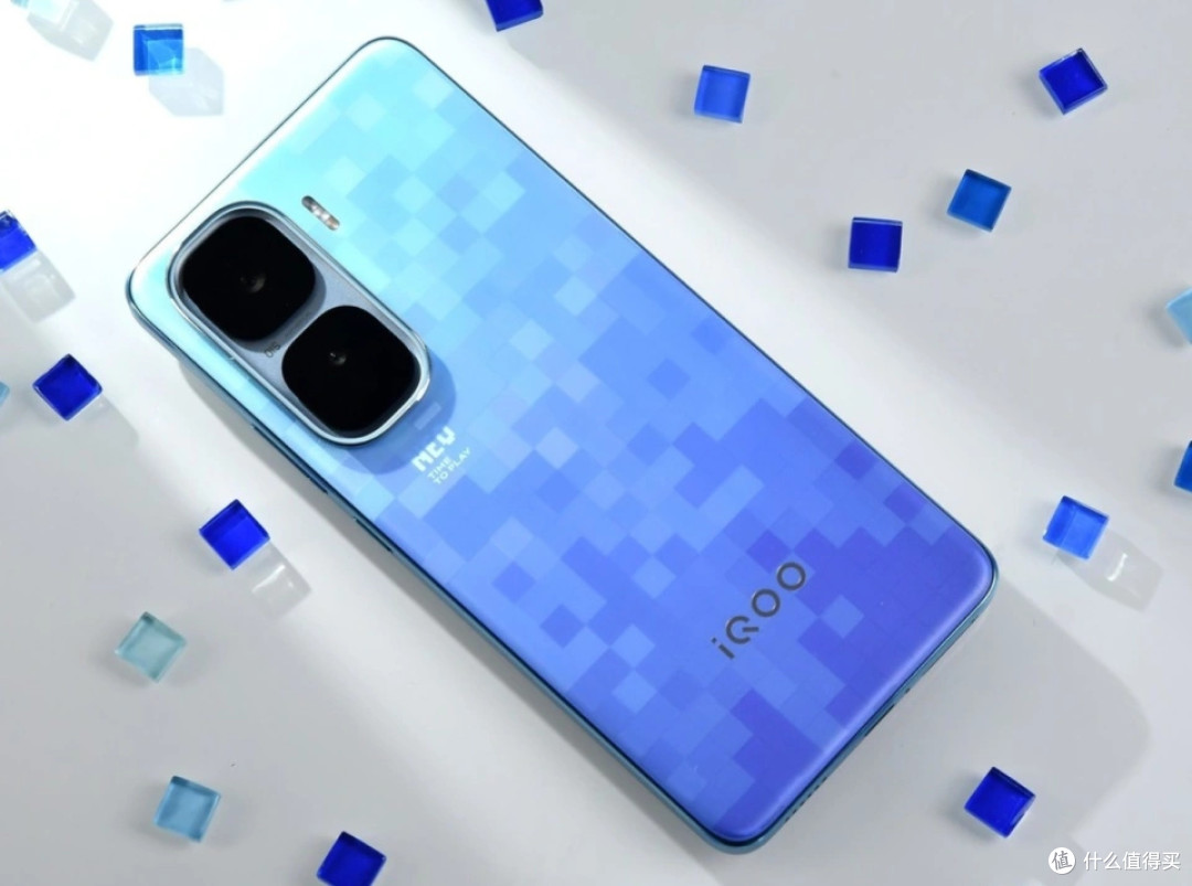 vivo果断发飙，6800mAh+2K屏+120W闪充，售价一降再降