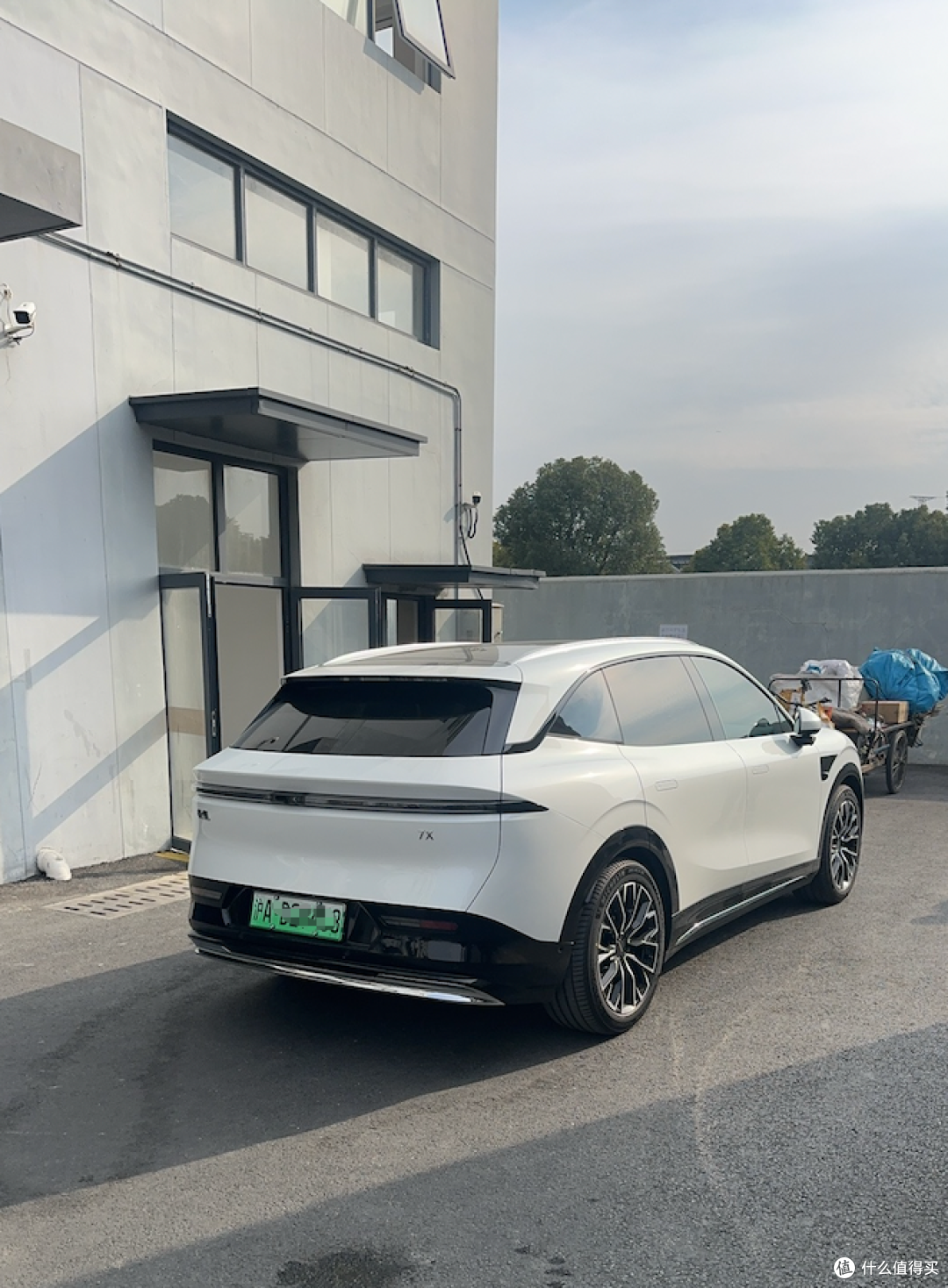拒绝偏科,回归实用:极氪7X,为家庭打造的一款正常的纯电 SUV