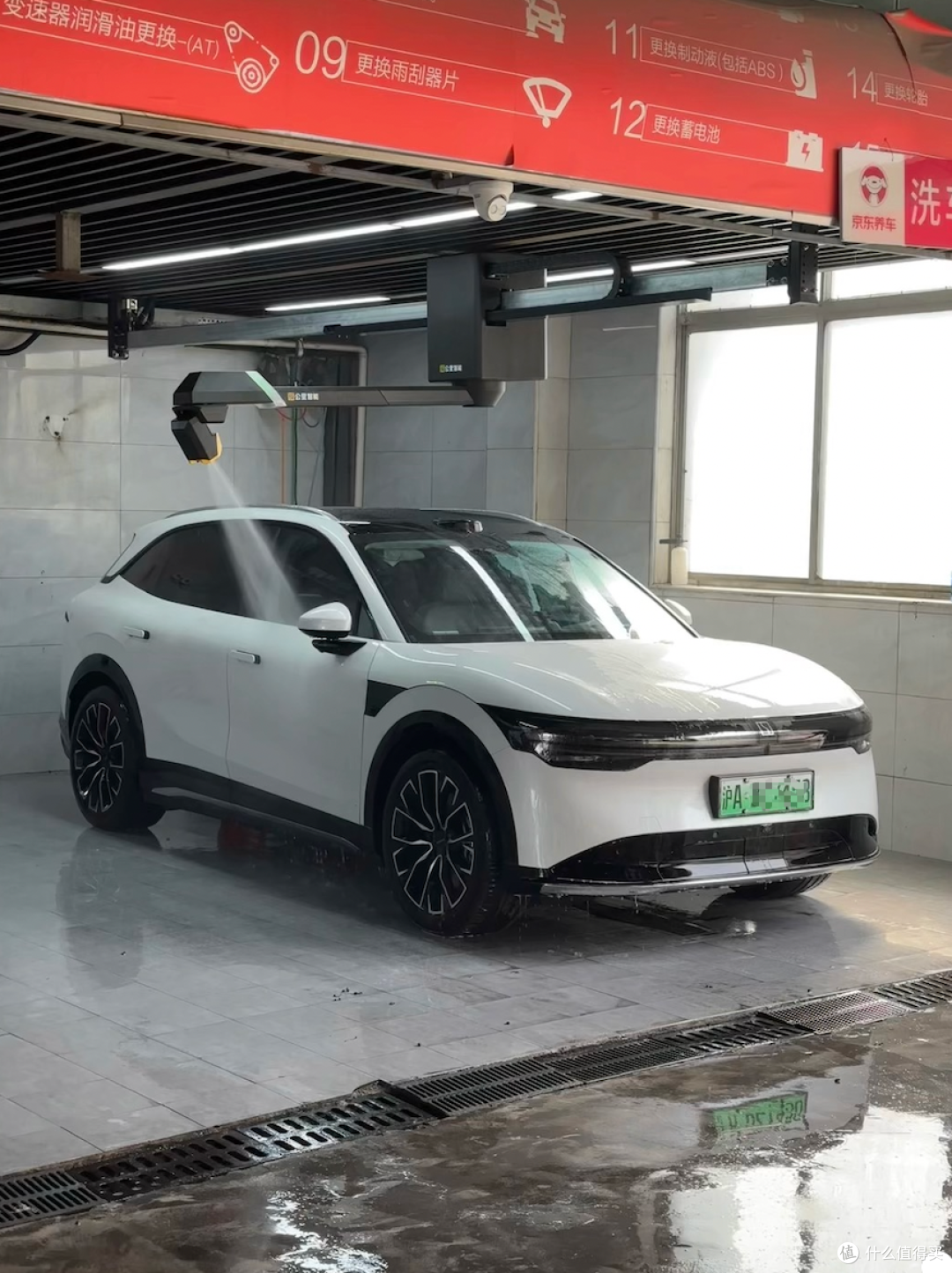 拒绝偏科,回归实用:极氪7X,为家庭打造的一款正常的纯电 SUV