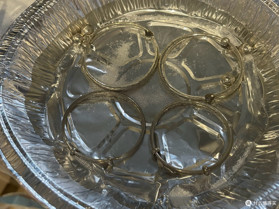 神器级省钱清洗法 — 瞬间还原发黑银饰！！！