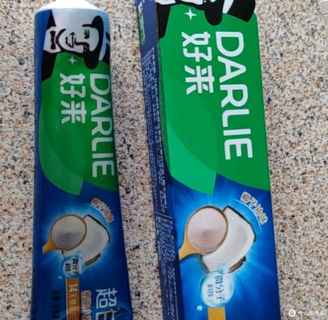 家中常备的好来超白密泡小苏打牙膏