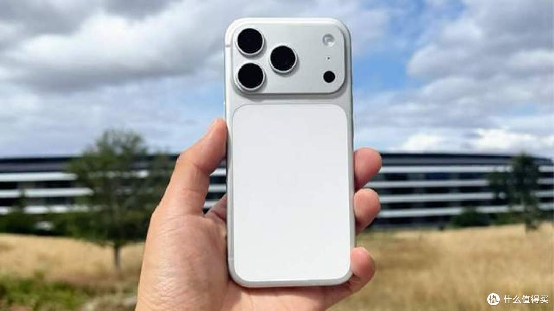 iPhone17首销:标准版加价500,Pro黄牛都不要,买了亏钱