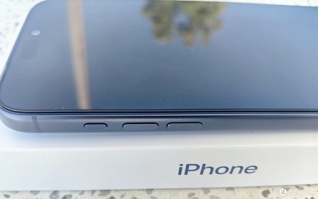苹果发布会后，我决定抱紧我的iPhone 15
