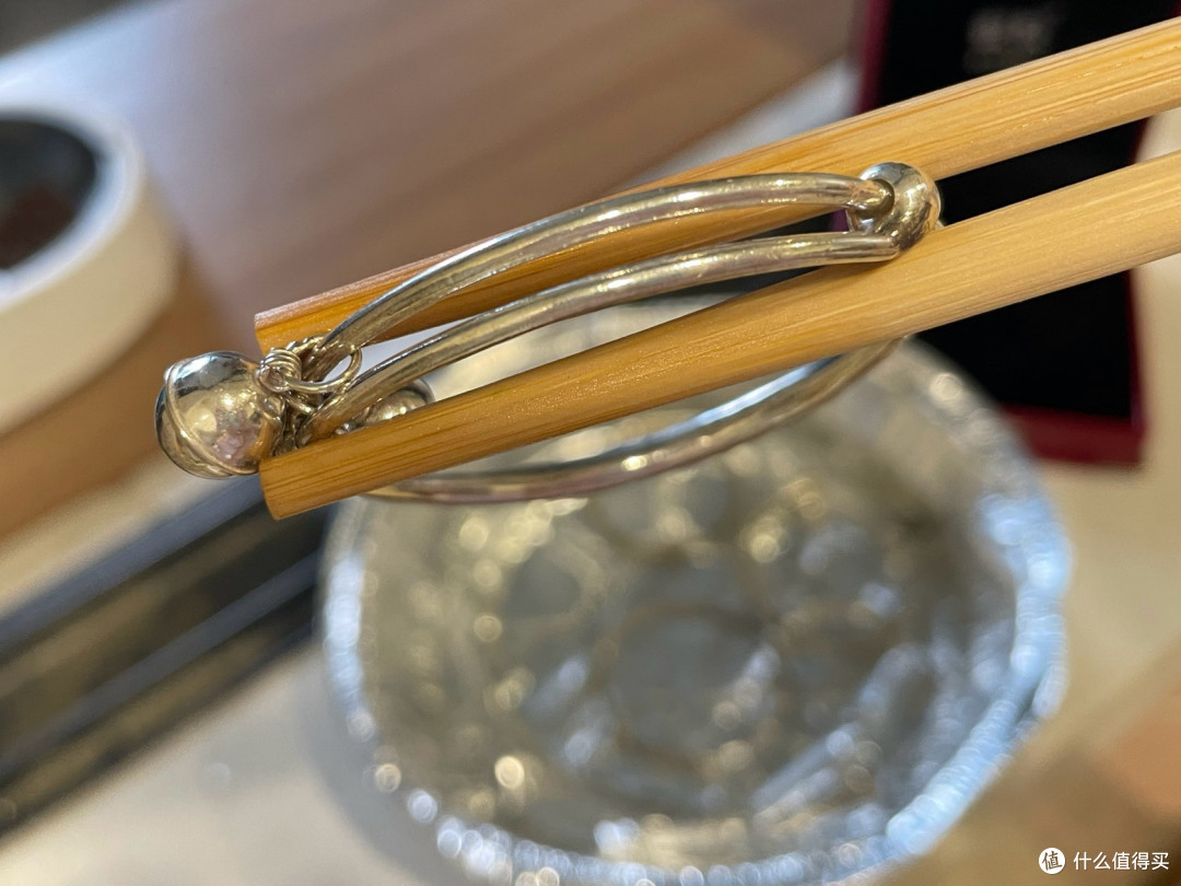 神器级省钱清洗法 — 瞬间还原发黑银饰！！！