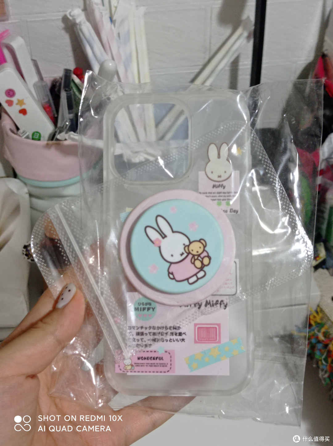 米菲手机壳：透明耐用设计