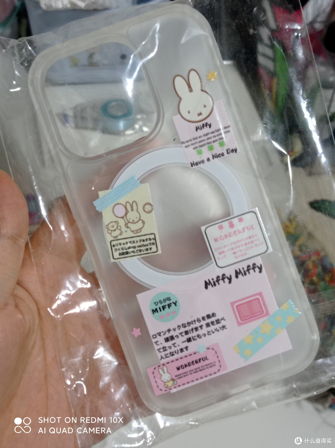 米菲手机壳：透明耐用设计