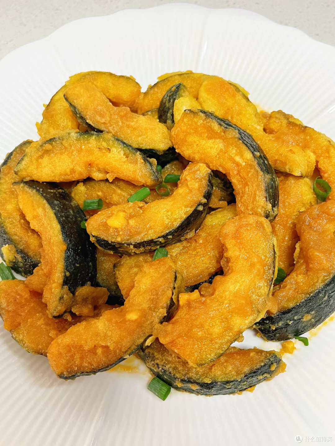 咸香沙酥的蛋黄焗南瓜,厨房新手也能轻松复刻!
