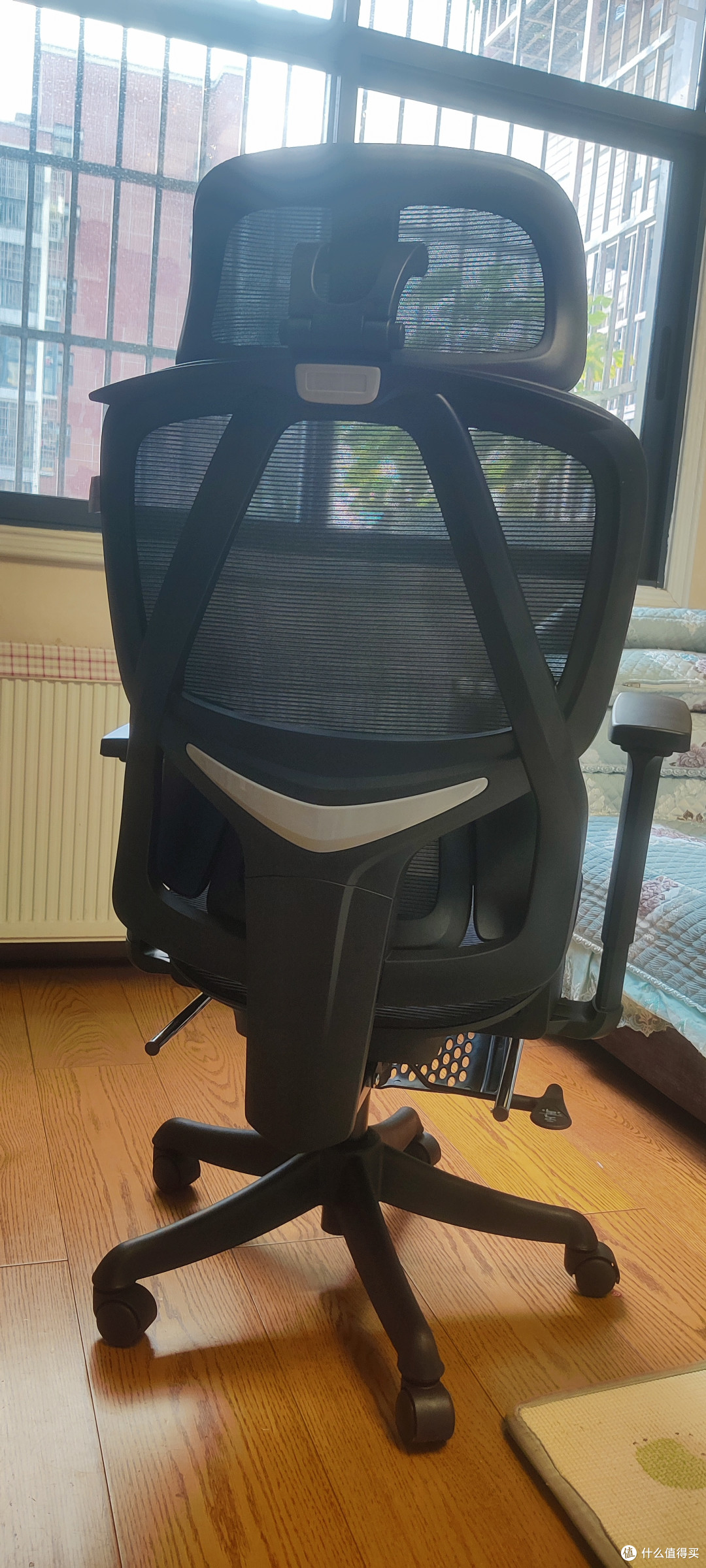 写作游戏腰遭罪,夏草木Fit2撑腰又靠背,久坐舒适一步到位